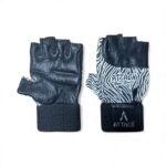 Play Gloves - Image 3